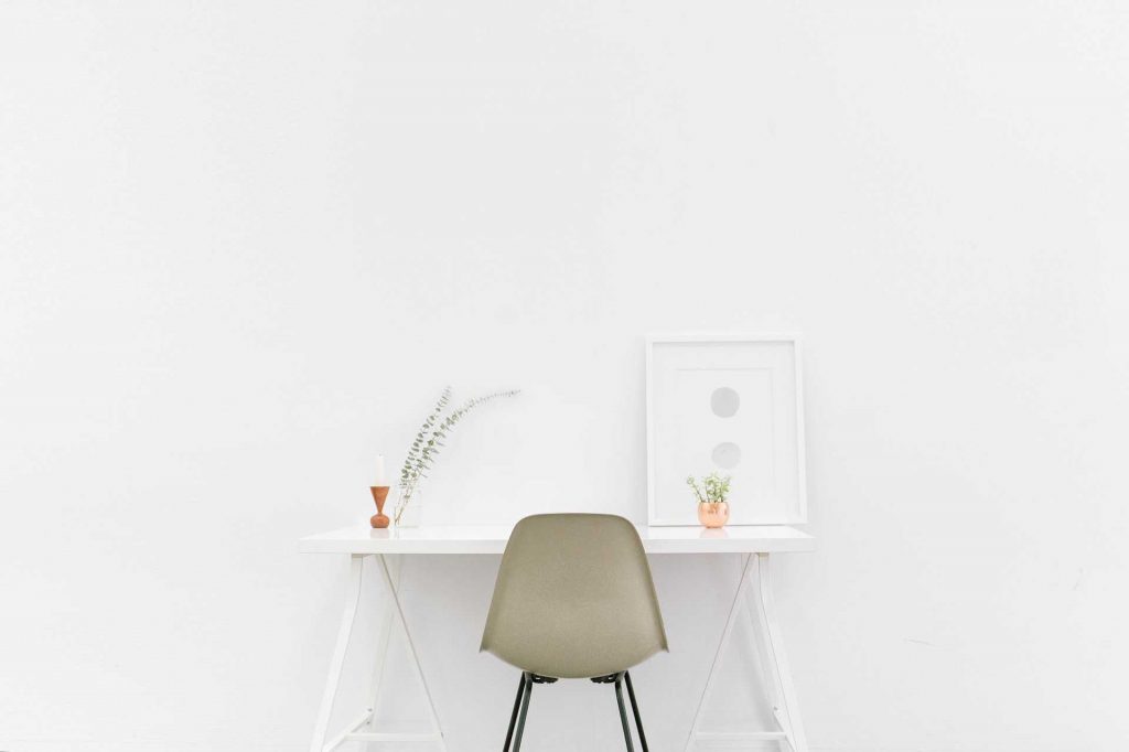 minimalist work space
