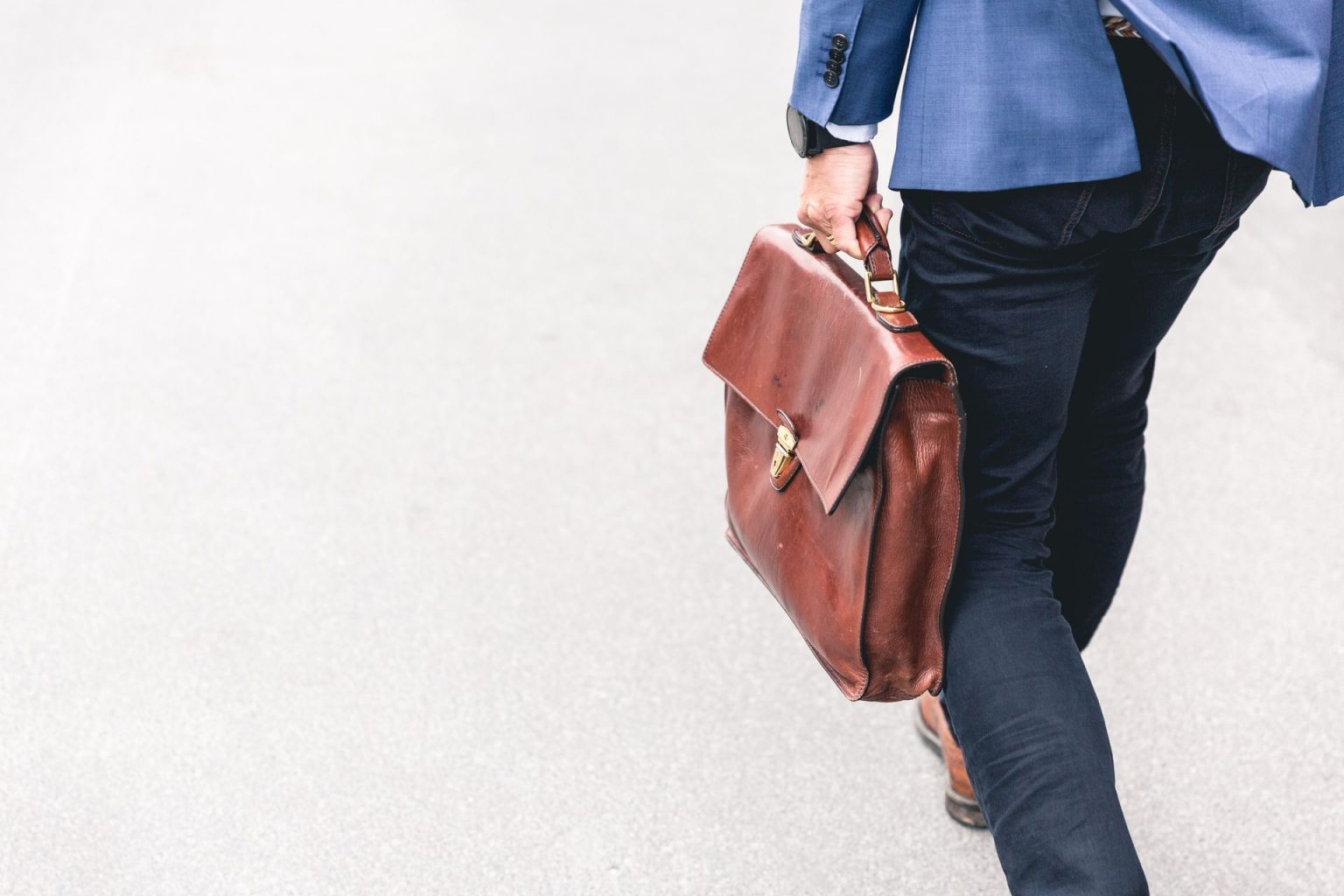 8 Tips To Make Your Job Hunt Less Stressful Cash Factory USA
