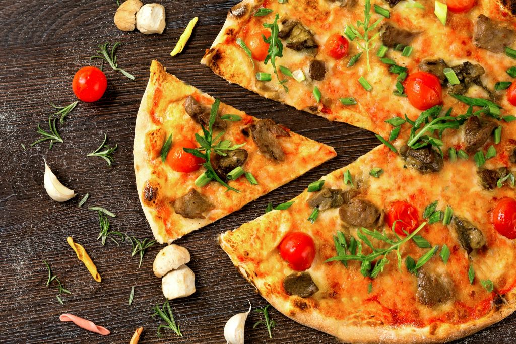 the best easy and affordable homemade pizza recipe